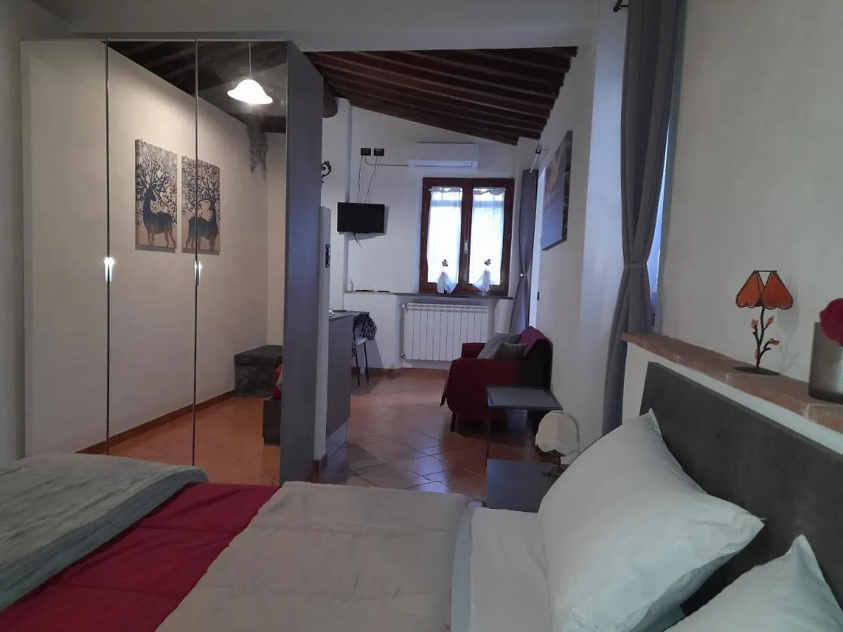 Hotel La Casa In Giardino Volterra Pensión