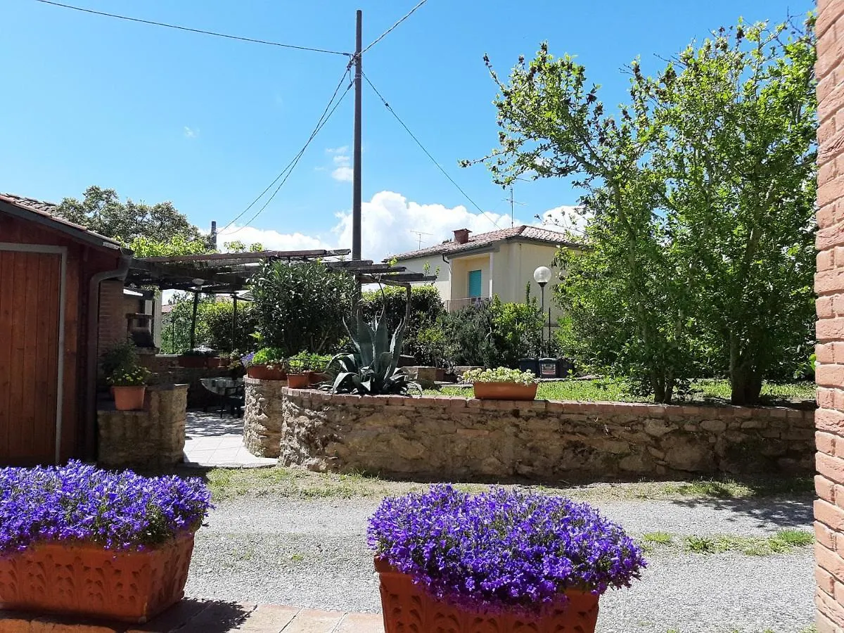 Guest house La Casa In Giardino Hotel Volterra