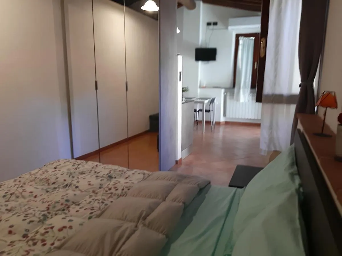 Guest house La Casa In Giardino Hotel Volterra Italy